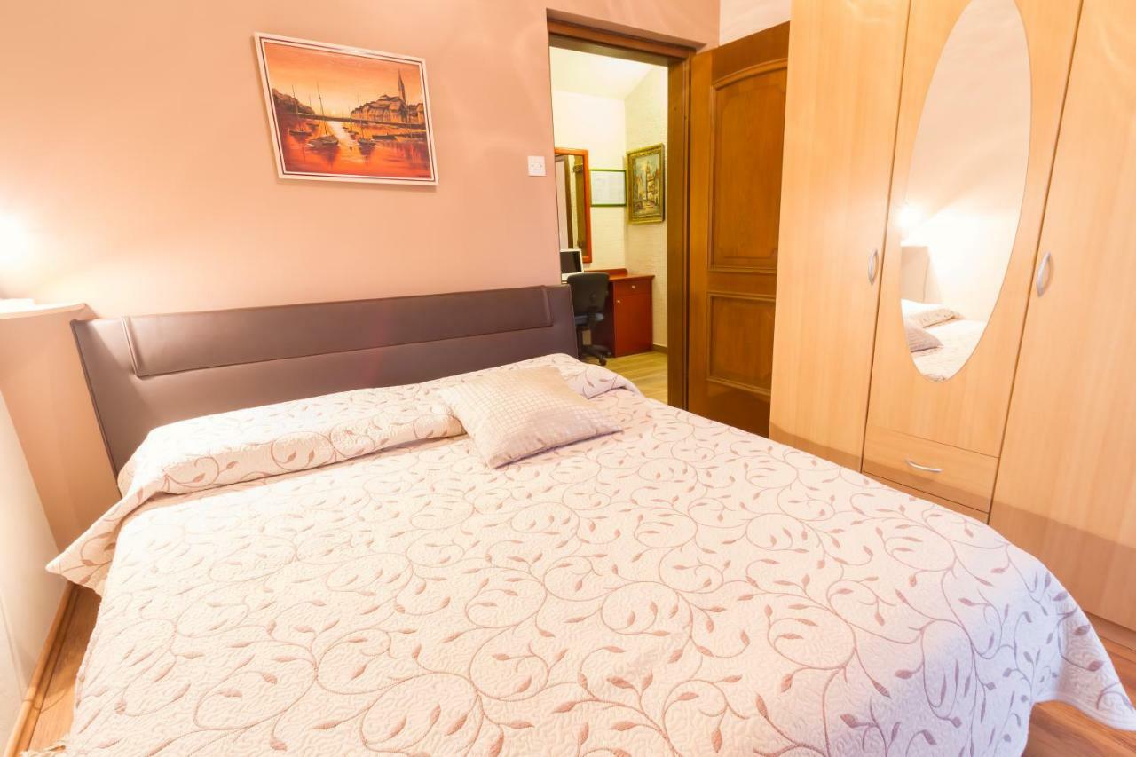 Apartments Mirjana Novigrad Istria Kültér fotó